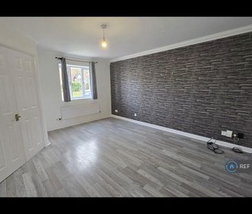 3 bedroom semi-detached house to rent - Photo 6