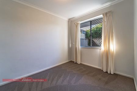 OVER 55'S COMPLEX - PERFECT PLACE TO RETIRE - Photo 3