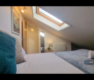 2 bedroom terraced house to rent - Photo 3