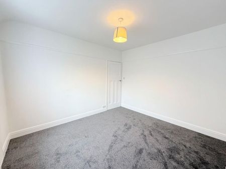 Shirley Avenue, Denton, Manchester, M34 2LW - Photo 3