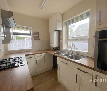 2 bedroom detached bungalow to rent - Photo 5