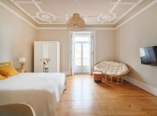 Avenida António Augusto de Aguiar, Lisbon, Lisbon 1050-210 - Photo 1