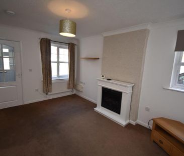 2 bedroom semi-detached house to rent - Photo 3