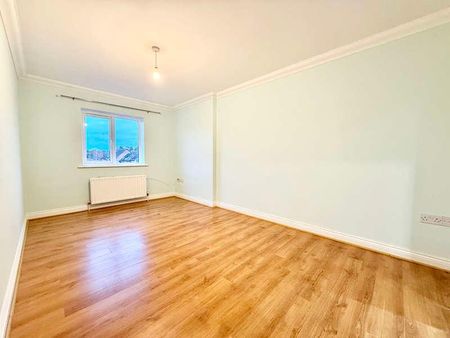 Holly Court, Station Road, West Moors, BH22 - Photo 4