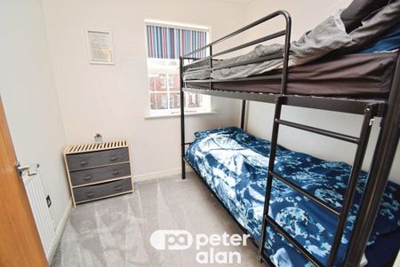 Chichester Close, NEWPORT - Photo 5