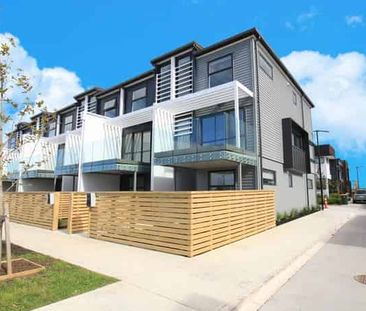 Beautiful home in Hobsonville - 3 Bedrooms! - Photo 5