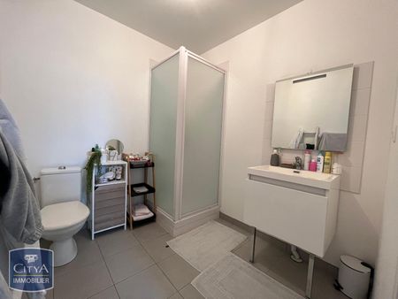 Location Appartement 1 pièce 37m² POITIERS 86000 - Photo 4