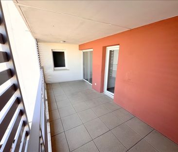 3 pièces - 52,96 m² - 1er étage - Colocation non autorisée - Photo 2