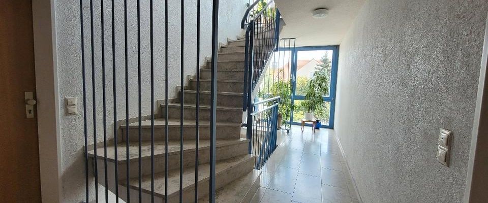 Nachmieter gesucht: DESIGNBAD + EBK + TIEFGARAGE OPTIONAL - Foto 1