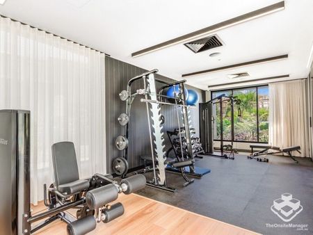 3 bedroom + MPR Terrace Home Offering Modern Comforts! - Photo 5