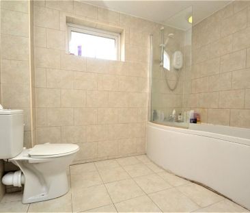 1 bedroom in a house share to rent - Photo 6