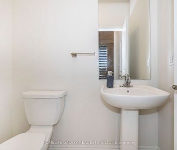 For Lease - 29 Bromfield Street, Whitby, Ontario - Photo 3