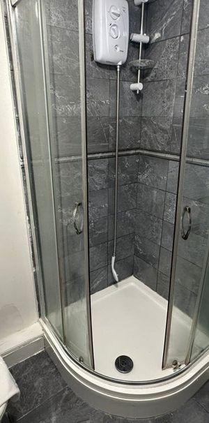 Berkeley Avenue - Photo 1