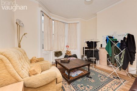 4 bedroom terraced house to rent - Photo 4