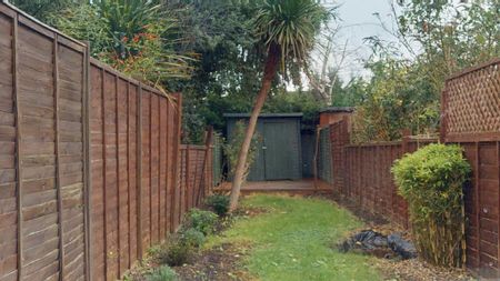 2 bedroom terraced house to rent - Photo 4