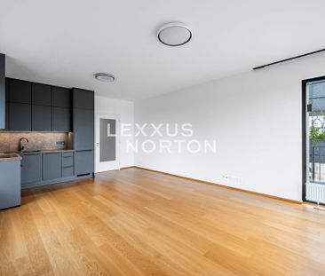 Apartment for rent, 2+kk - 1 bedroom, 59m - Photo 3