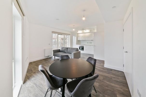 3 bedroom apartment to rent - Photo 1