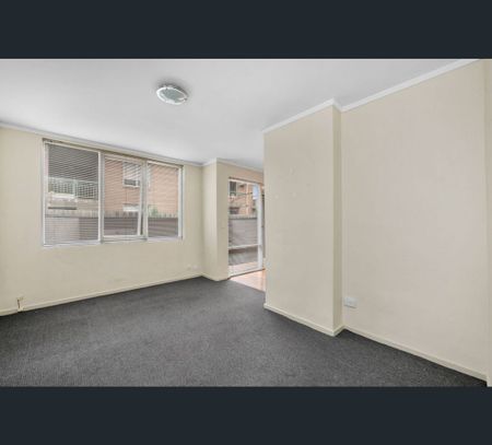 3/31 Brunswick Road, Brunswick East, Vic 3057 - Photo 5