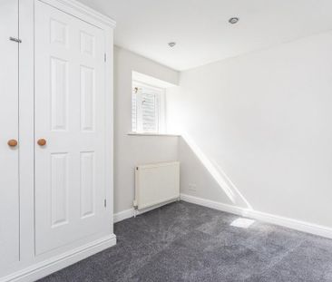 4 bedroom terraced house to rent - Photo 4