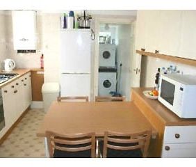 Room in a Shared House, Epperstone Road, NG2 - Photo 3
