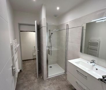 Location Appartement 3 pièces 60m² VILLEFRANCHE SUR SAONE 69400 - Photo 3