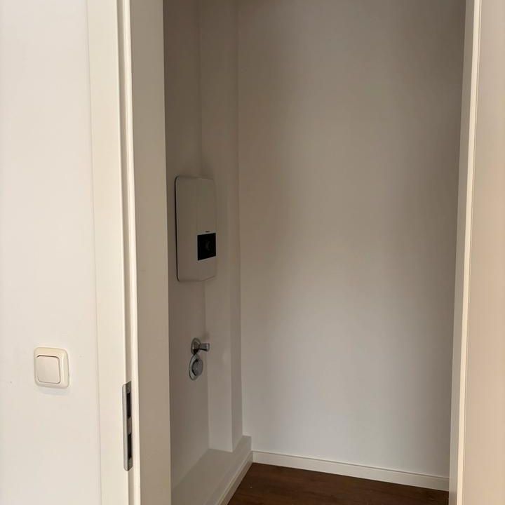 Kernsaniert & hell: 2-Zi.-Wohnung mit Balkon & modernem Bad - Photo 1