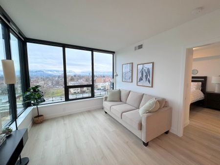 FURNISHED: Brooklyn – 2 bedroom, 2 bath, corner unit - Photo 4