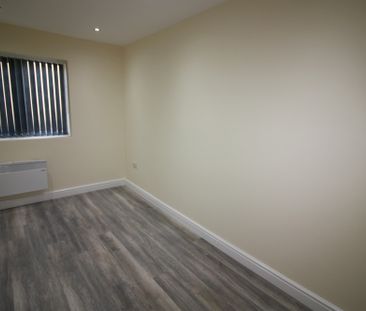 Jubilee House, Leeds, LS7 - Photo 1