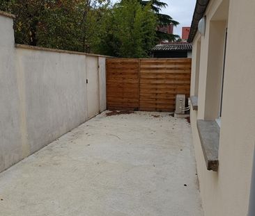 Location Appartement 1 pièce 17m² ST MAUR DES FOSSES 94210 - Photo 6