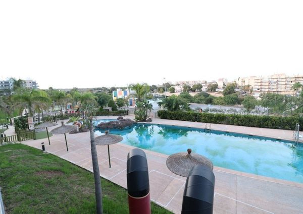 Apartamento bajo 1 dorm en Mil Palmeras. Temporada baja.