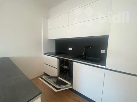 Pronájem bytu 2+kk s parkováním v centru Zlína - Photo 4