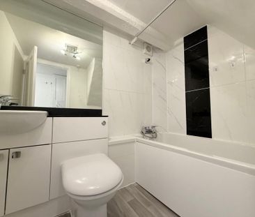 3 bedroom terraced house to rent - Photo 6