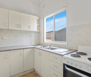 Conveniently Located - Photo 1