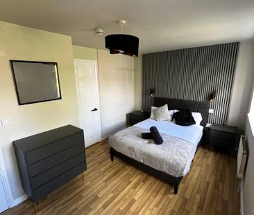 6 bedroom house to rent - Photo 3