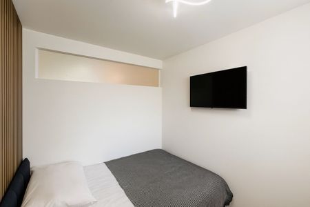 3 Bed Flat, Reginald Square, SE8 - Photo 5
