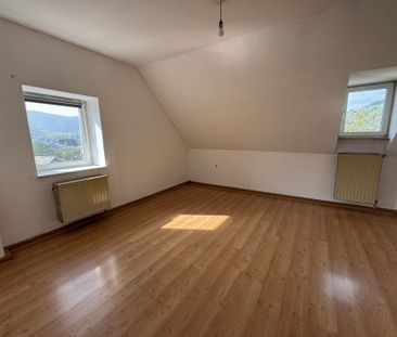 56599 Leutesdorf:Gemütliche 3 Zimmer Dachgeschosswohnung in verkehr... - Photo 1