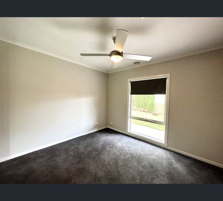 412 Colley Street, Lavington, NSW 2641 - Photo 2