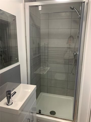 4 bedroom house to rent Carlton Street, Kettering, Northamptonshire, NN16 - Photo 4