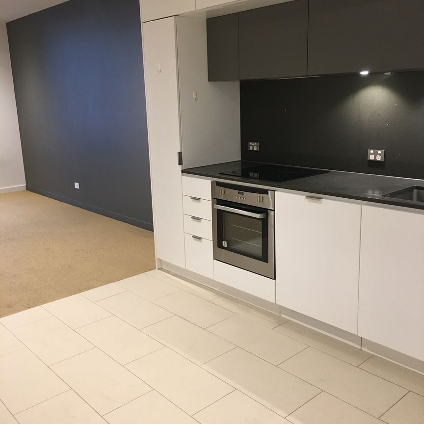 2114/551-555 Swanston Street, Carlton VIC 3053 - Apartment For Rent | Domain - Photo 1