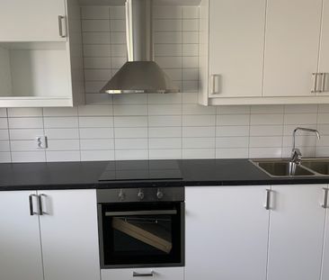 Kungsfågelgatan, Västerås - Photo 1