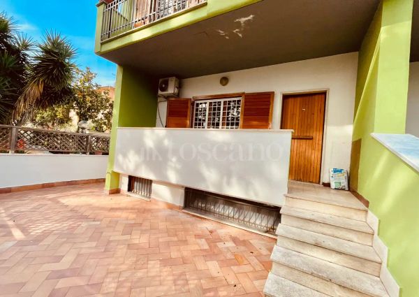Villino a Schiera in affitto - Via Maffeo Vegio, Roma (rif. 9/2026)