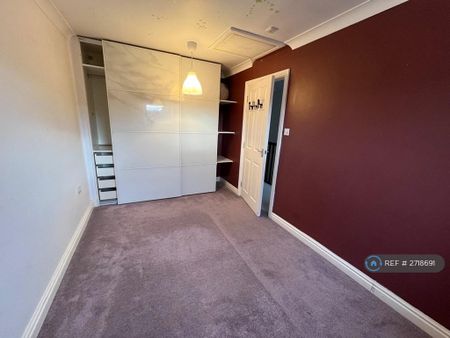4 bedroom terraced house to rent - Photo 5