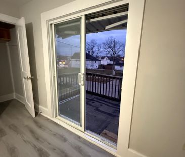 For Lease - 572 Oak Avenue, Windsor, Ontario - Photo 3
