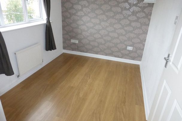 Middleham Close - Photo 1