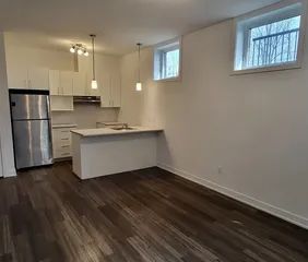 1 room apartment of 74m² in Gatineau - Photo 1