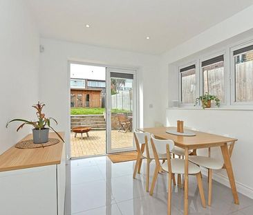 Tonge Road, Sittingbourne, Kent, ME10 - Photo 3