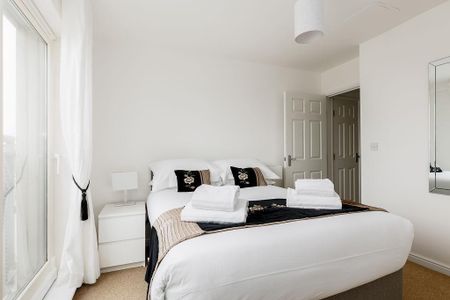 2 bedroom apartment to rent - Photo 2