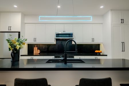 For Lease - 53 Innes Avenue Unit# 2, Toronto, Ontario - Photo 5