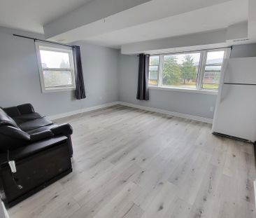 For Lease - 531 Essa Road Unit# 1, Barrie, Ontario - Photo 3