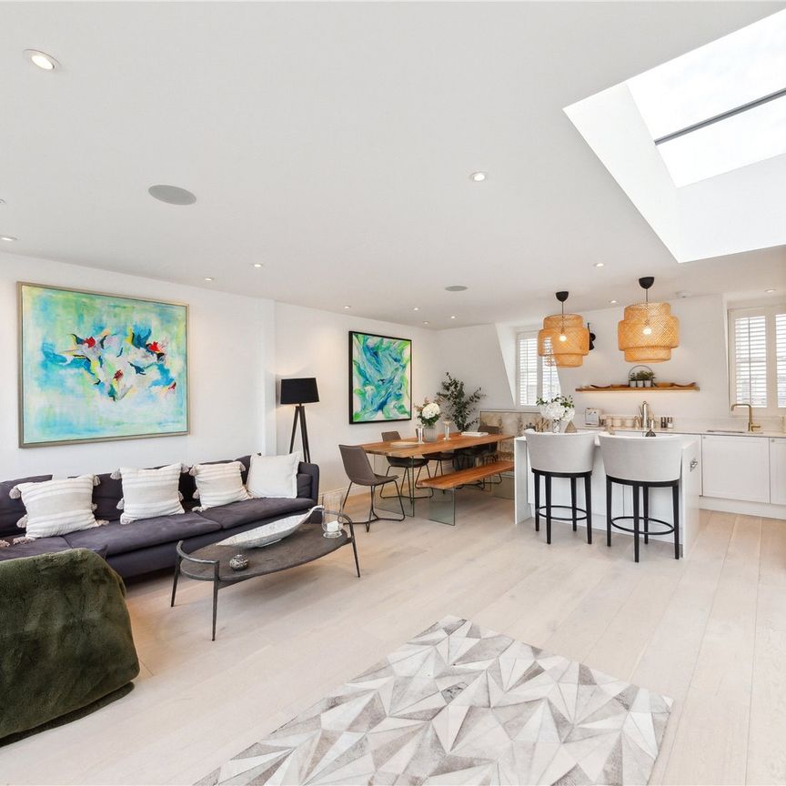 St Stephens Gardens, Notting Hill, W2, London - Photo 1